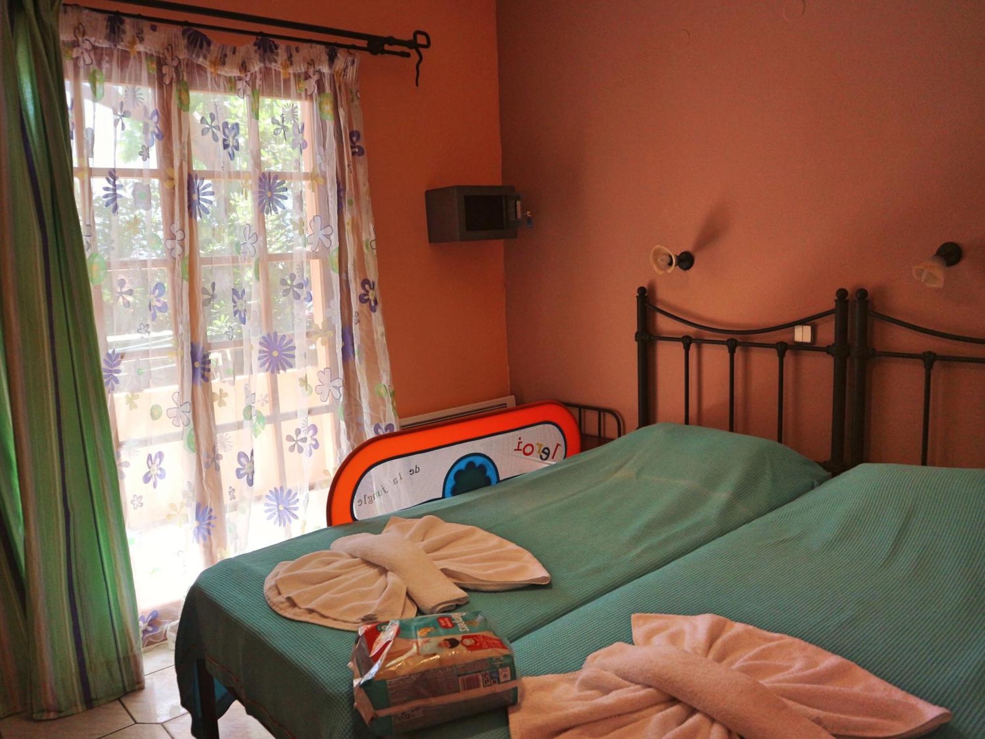 Villa Eleni Seaside Apartments Platanés Pokoj fotografie